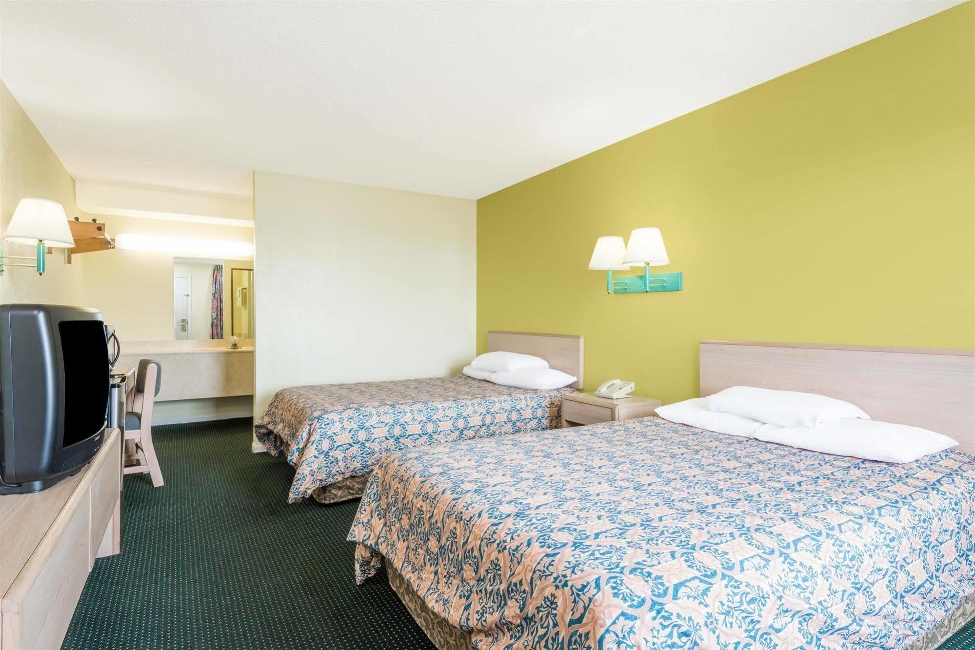 Knights Inn Berea Ngoại thất bức ảnh